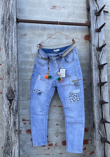 Cabana Living Jeans Patches